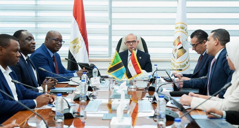  محمد فريد:  نعمل على توسيع نفاذ الصادرات المصرية إلى السوق التنزانية
