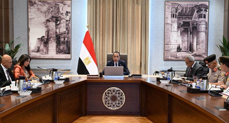 رئيس الوزراء يواصل متابعة استعدادات بدء تنفيذ المرحلة الثانية من المبادرة الرئاسية "حياة كريمة"