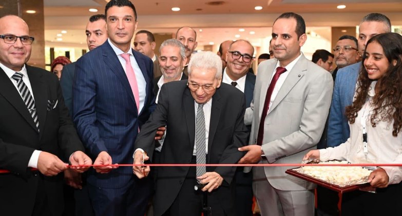 وزير الصناعة يفتتح معرض تكنوبرنت الدولي الثالث عشر المتخصص في صناعات الطباعة والتغليف