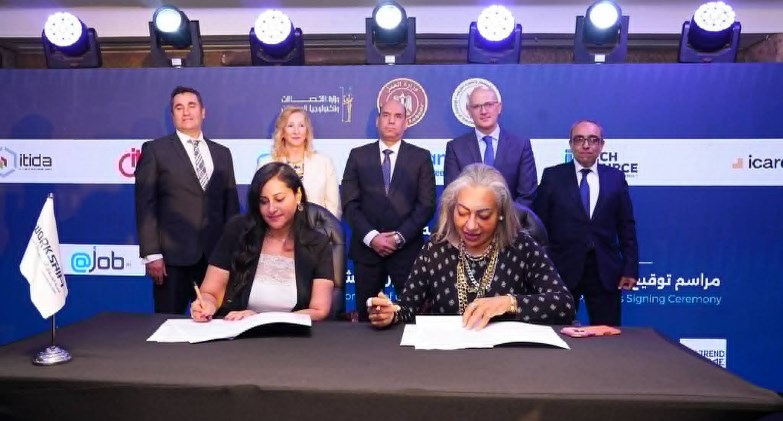 خلال قمة WorkShift 2026.. وزير العمل يشهد توقيع 6 بروتوكولات تعاون لدعم العمل الحر والاقتصاد الرقمي