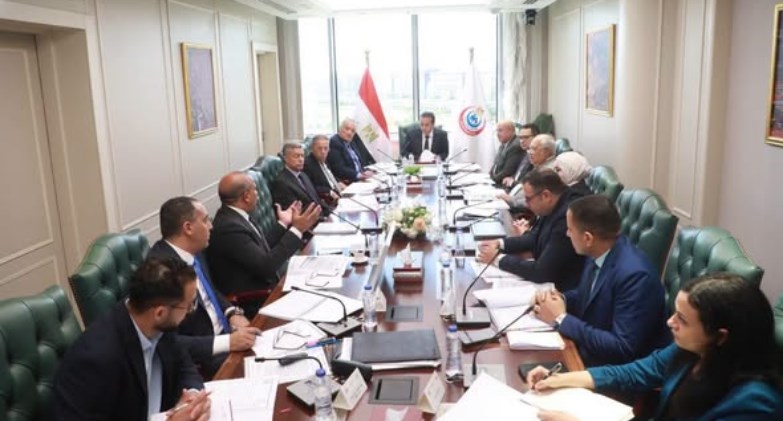 وزير الصحة والسكان