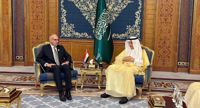 وزير الموارد المائية والري يلتقي وزير البيئة والمياه والزراعة السعودي لبحث تعزيز التعاون المشترك في قطاع المياه بين البلدين