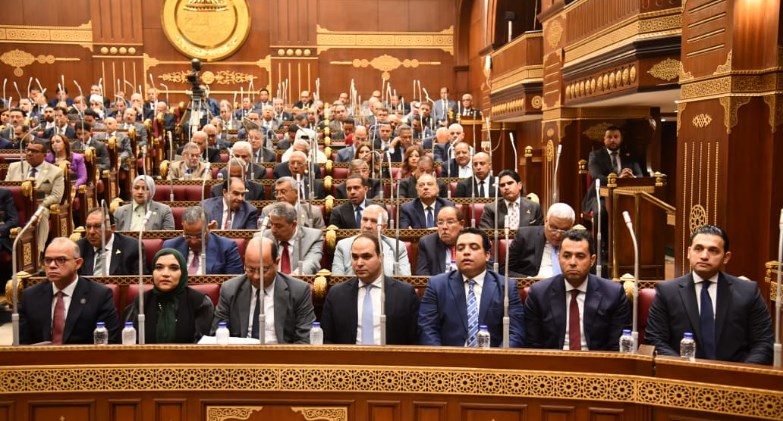 مجلس النواب يناقش اليوم مشروع قانون زيادة العلاوات والحوافز للعاملين بالدولة 