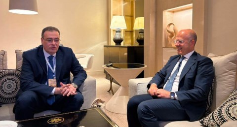 رئيس الجهاز المركزي للتنظيم والادارة يستعرض التجربة المصرية في تطوير الخدمة المدنية
