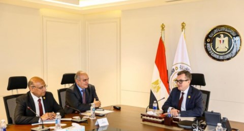 اجتماع وزير التخطيط والتنمية الاقتصادية