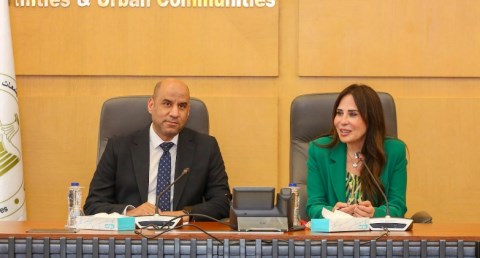 وزيرا الإسكان والعمل يبحثان تعزيز التعاون لتأهيل العمالة الفنية 
