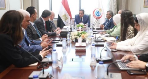اجتماع وزير الصحة والسكان