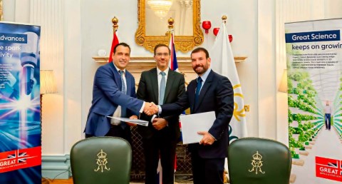 مجموعة ألاميدا للرعاية الصحية ومؤسسة جايز آند سانت توماس البريطانية توقّعان مذكرة تفاهم استراتيجية