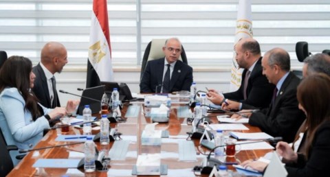 وزير الاستثمار والتجارة الخارجية
