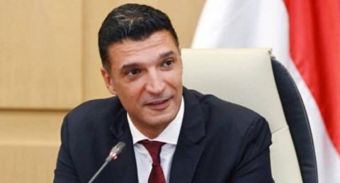خالد هاشم وزير الصناعة