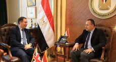 وزير التعليم العالي يبحث سبل تعزيز التعاون مع سفير بريطانيا