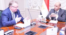 وزير العمل يبحث مع وفد "العمل الدولية" يدرس إعداد مشروع قانون العمالة المنزلية