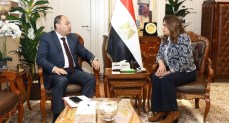 وزيرة التنمية المحلية تتابع مع رئيس هيئة تنمية الصعيد المشروعات التنموية الجارية