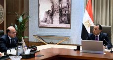 مدبولى يتابع ملفات عمل وزارة الاستثمار