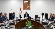رئيس الوزراء يُتابع ملف تشغيل وصيانة محطات معالجة الصرف الصحي