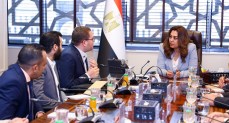 وزيرة التنمية المحلية والبيئة تتابع جاهزية منظومة النظام الرقمي المتكامل لتقييم الأثر البيئي