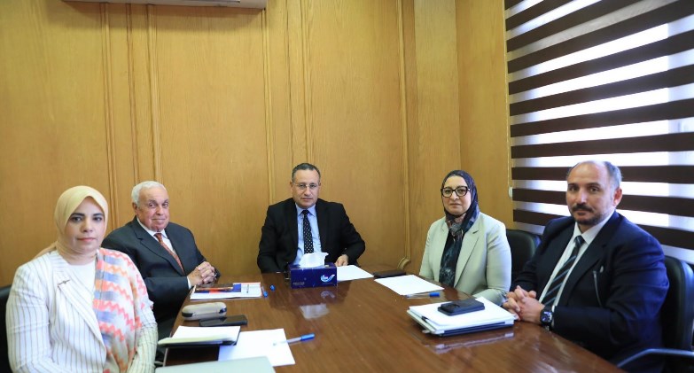 وزير التعليم العالي يترأس اجتماع اللجنة العليا للقوافل التنموية الشاملة 