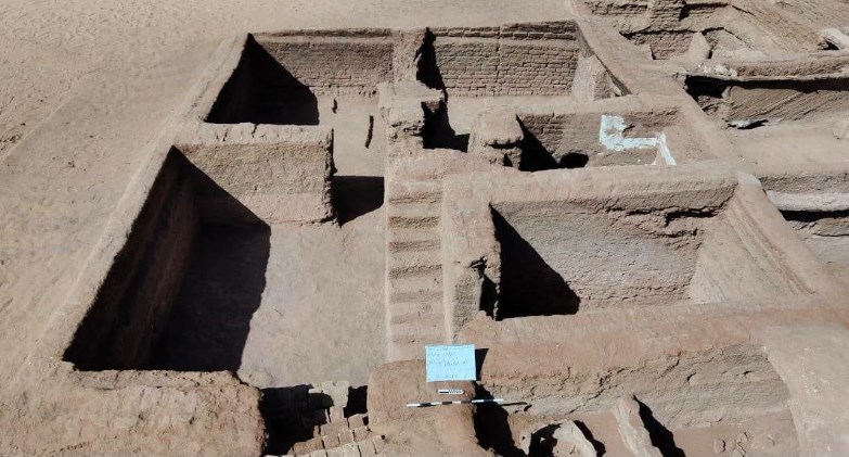 الكشف عن مدينة سكنية متكاملة تعود للعصر البيزنطي بواحة الداخلة