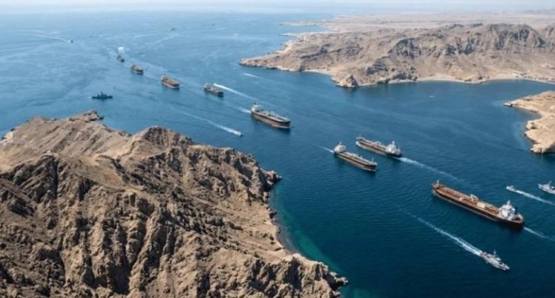 بيانات: الرحلات عبر مضيق هرمز تضاعفت أكثر من 4 مرات الأسبوع الماضي