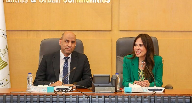 وزيرا الإسكان والعمل يبحثان تعزيز التعاون لتأهيل العمالة الفنية 