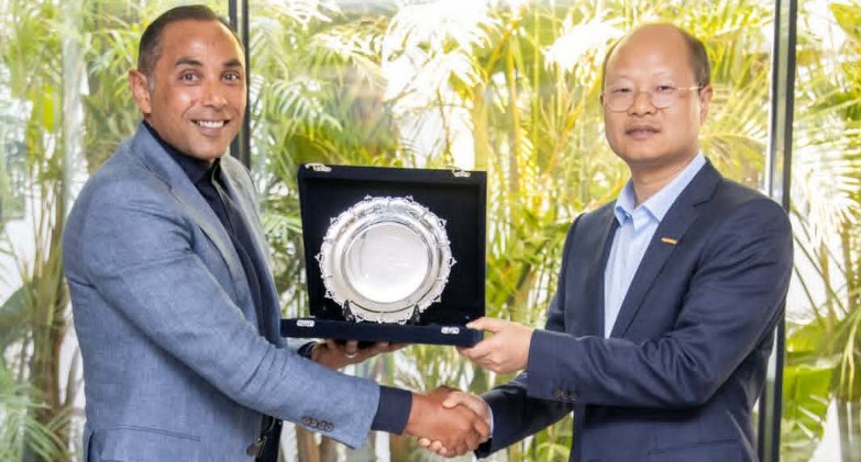 أبوغالي موتورز وجيلي العالمية تبحثان تصنيع سيارات «Geely NEV»