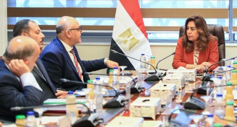  الدكتورة منال عوض وزيرة التنمية المحلية والبيئة