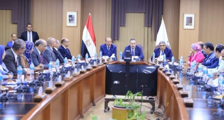 عبدالعزيز قنصوة وزير التعليم العالي