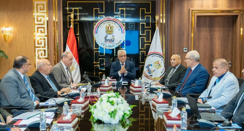  "جمبلاط"يؤكد على تأهيل الكوادر الفنية والقيادية أولوية لدعم التطوير وزيادة الإنتاجية