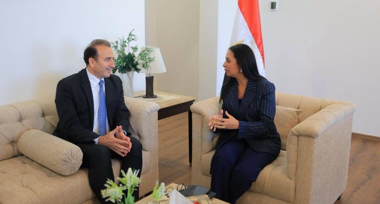 وزيرة التضامن الاجتماعي تلتقي نائب الممثلة المقيمة لبرنامج الأمم المتحدة الإنمائي في مصر