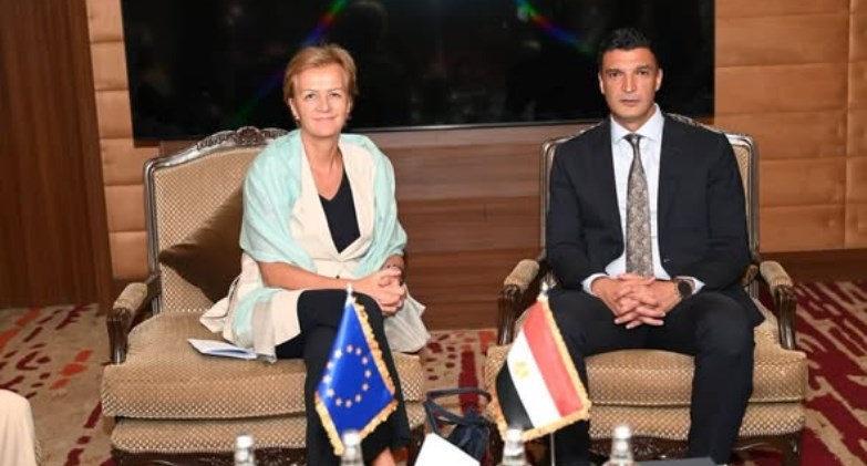 وزير الصناعة يبحث مع رئيسة بعثة الاتحاد الأوروبي لدى مصر سبل تعزيز التعاون بين مصر والاتحاد في الملفات ذات الاهتمام المشترك