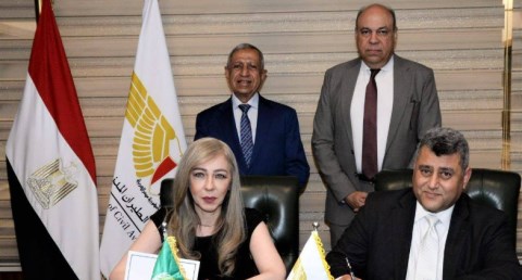 وزارة الطيران المدني والأكاديمية العربية للعلوم والتكنولوجيا والنقل البحرى توقعان بروتوكول تعاون 