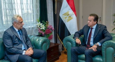 وزيرا الصحة والإنتاج الحربي يبحثان مستجدات المشروعات القومية المشتركة