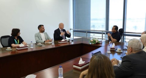 وزيرة الإسكان تتابع موقف المشروعات وملفات العمل بمدينتي العاشر من رمضان وحدائق العاشر 