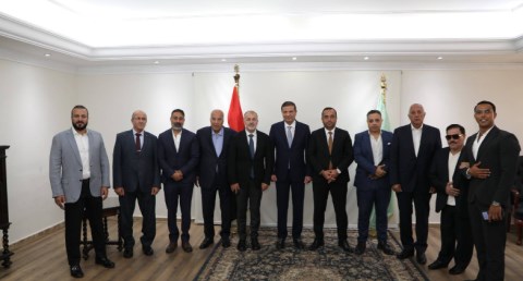 وزير الزراعة يلتقي وفداً من رجال الأعمال الأتراك لبحث فرص الاستثمار الشامل بالقطاع الزراعي والداجني