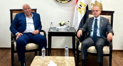 وزير الاستثمار يلتقي محافظ مطروح