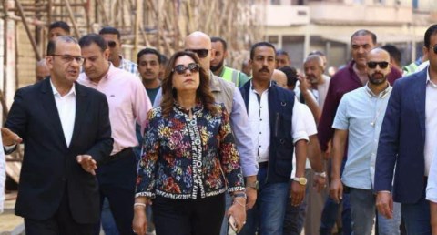 وزيرة التنمية المحلية تتفقد معدلات تنفيذ المرحلة الثانية من تطوير سوق العتبة بالقاهرة