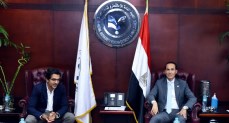  رئيس هيئة الاستثمار يبحث مع مجموعة Hirdaramani Groupالسريلانكية خطط التوسع في السوق المصرية
