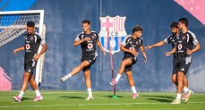 التشكيل المتوقع للأهلي أمام برشلونة.. بن جديدة وبن شرقي يقودان الهجوم