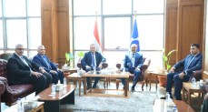 وزير التعليم العالي والقائم بعمل وزير الثقافة يلتقي محافظ السويس لبحث سبل تعزيز التعاون المشترك