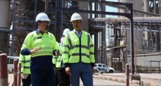 وزير الصناعة يتفقد مصنع شركة هولسيم مصر للأسمنت (لافارج سابقاً) بالعين السخنة
