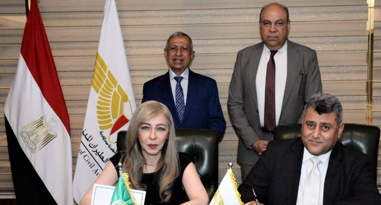 وزارة الطيران المدني والأكاديمية العربية للعلوم والتكنولوجيا والنقل البحرى توقعان بروتوكول تعاون 