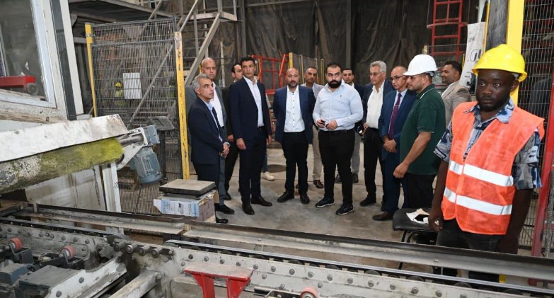 وزير الصناعة يتفقد مجمع "e2 العلمين الصناعي" التابع لمجموعة التنمية الصناعية (IDG) 