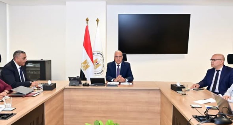  الدكتور سويلم يتابع أعمال هيئة الصرف، ويستعرض الرؤية المستقبلية لتطوير منظومة العمل بها