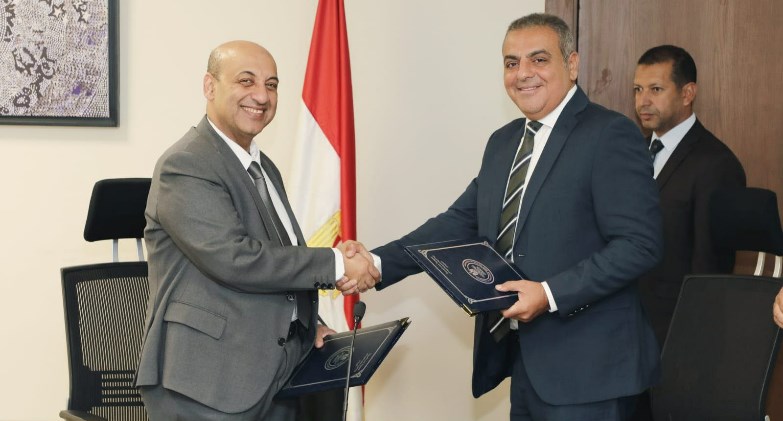 أسمنت سينا توقع بروتوكول مع وزارة التربية والتعليم لتأهيل كوادر متخصصة في صناعة الأسمنت