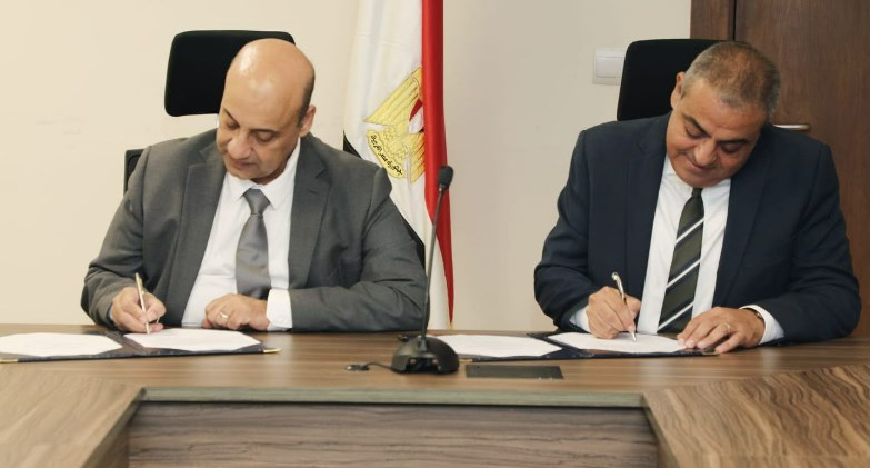 أسمنت سينا توقع بروتوكول مع وزارة التربية والتعليم لتأهيل كوادر متخصصة في صناعة الأسمنت
