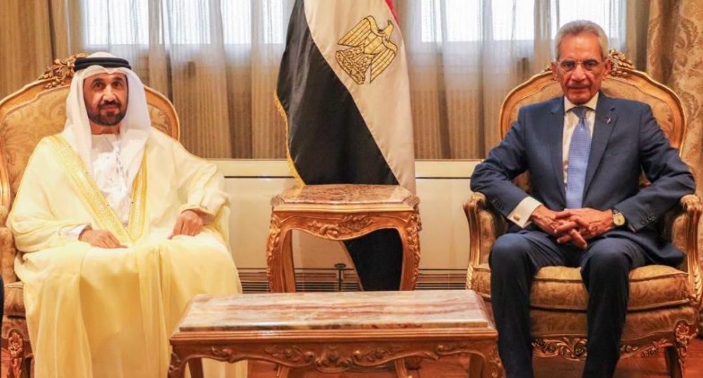 وزير شئون المجالس النيابية يبحث مع رئيس البرلمان العربي التعاون البرلماني العربي