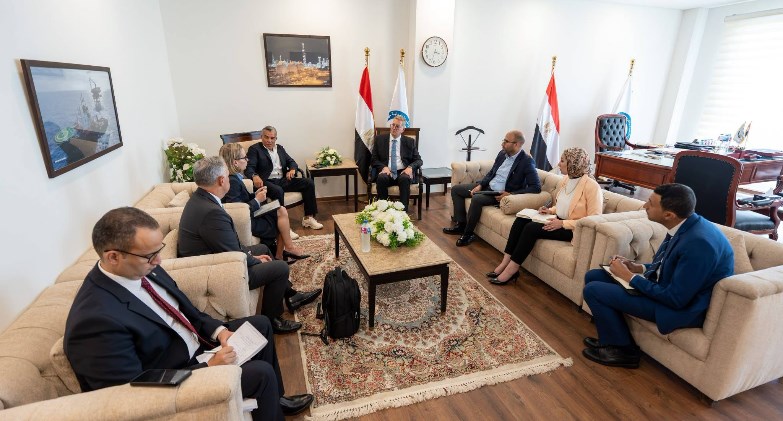 وزير البترول يبحث مع شركة «فيلوكس» الأسترالية فرص الاستثمار في قطاع التعدين بمصر