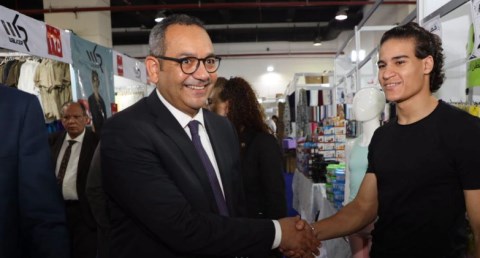 شباب جهاز تنمية المشروعات يشاركون في معرض أهلا مدارس ويقدمون منتجات مصرية عالية الجودة 