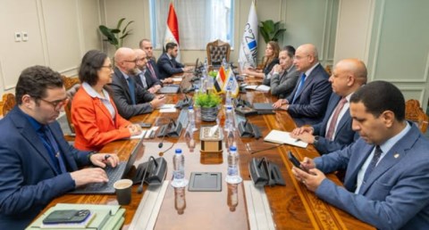 رئيس اقتصادية قناة السويس يلتقي وفد البنك الآسيوي للاستثمار في البنية التحتية AIIB