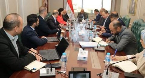  الكهرباء والطاقة المتجددة